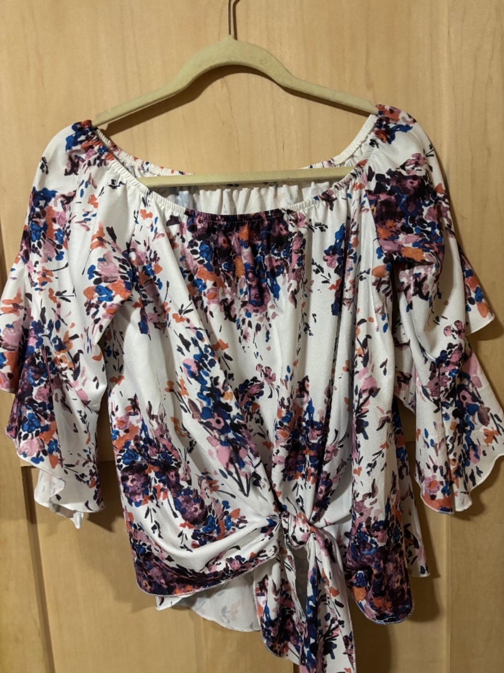 Reversible top
